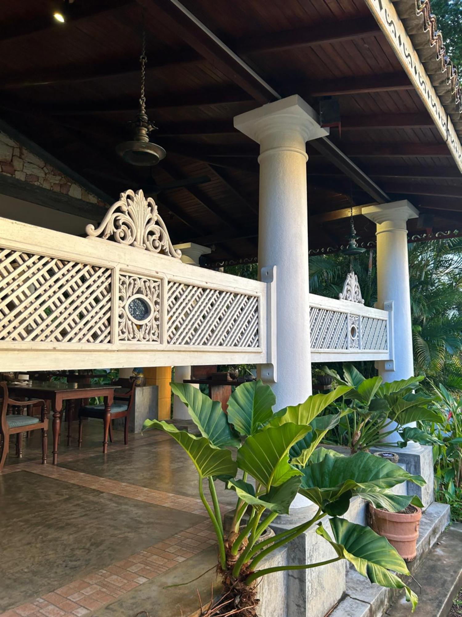 Villa Kubura Хіккадува Екстер'єр фото